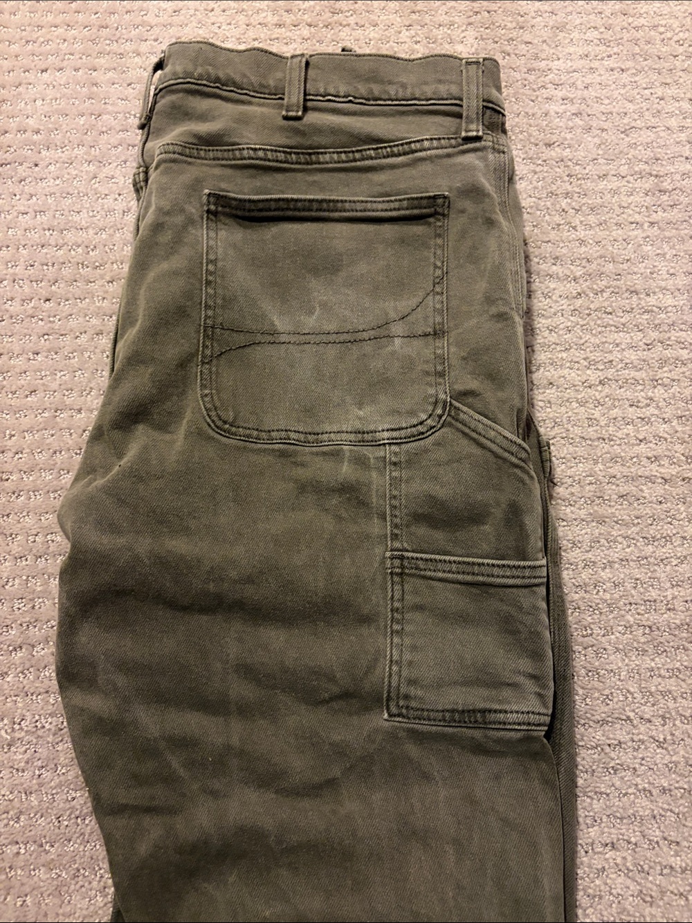 Hollister Loose Fit Pants in Olive Brown
